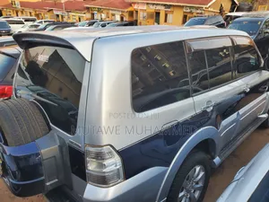 Mitsubishi Pajero 2008 Silver