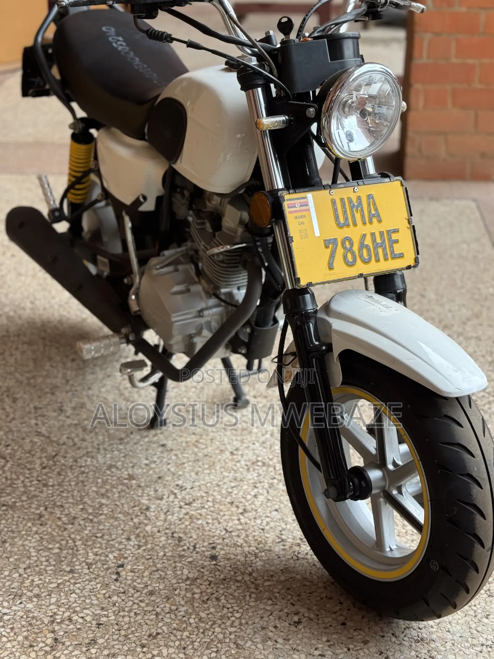 Triumph Bike 2017 White