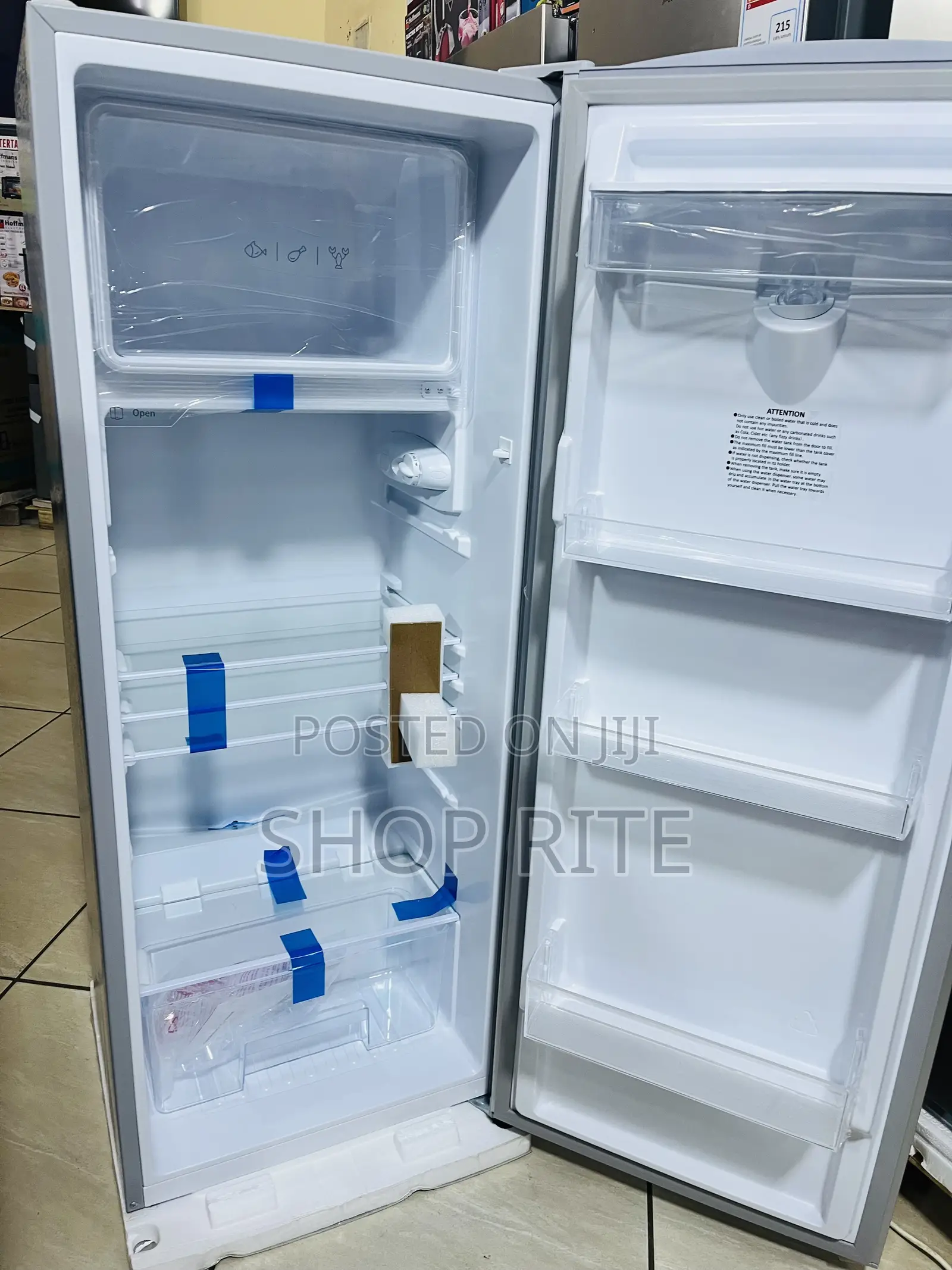 Chiq 230 Liters Refrigerator With Water Dispenser