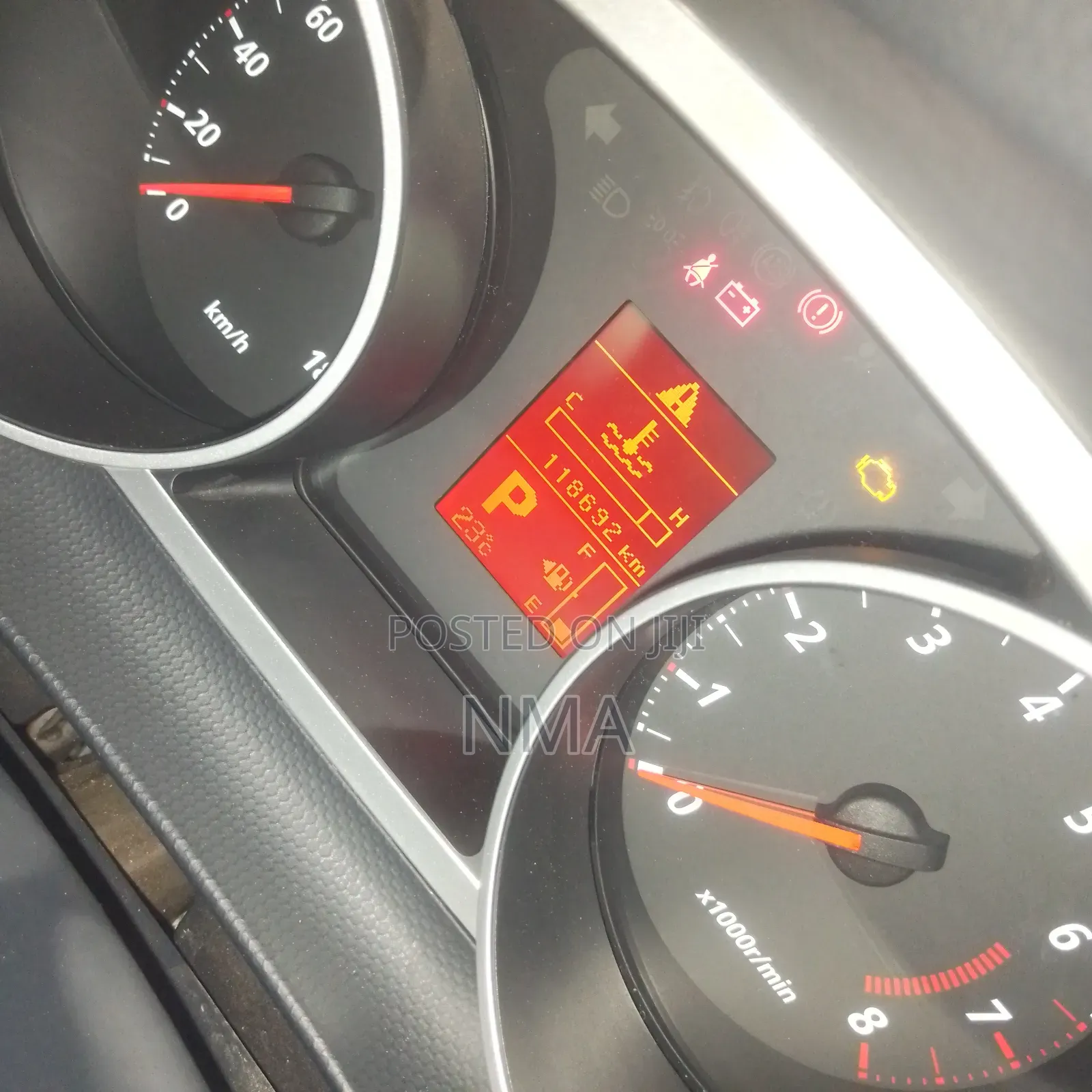 Expert Auto Presents