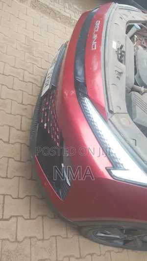 Expert Auto Presents