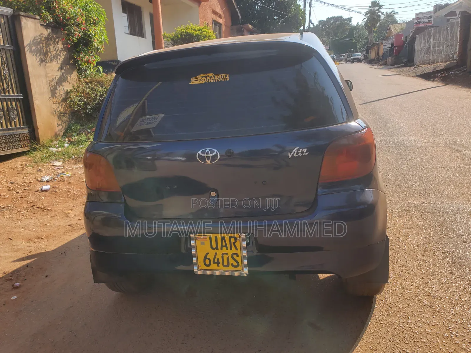 Toyota Vitz 2004 Blue