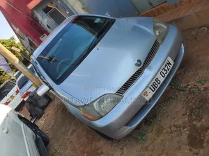 Toyota Platz 2005 Silver