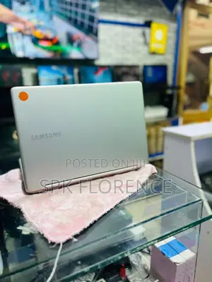 Laptop Samsung Notebook 7 Spin 8GB Intel Core i5 HDD+SSD 500GB