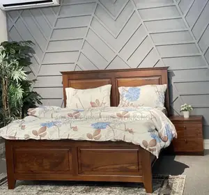 Elegant Mugavu Queen Bed