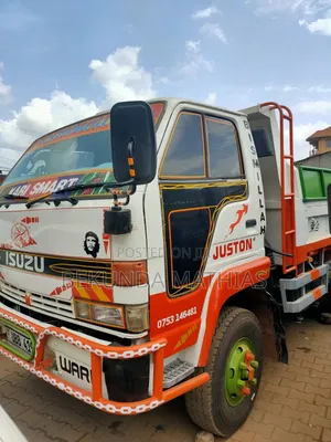 Isuzu Elf Truck 1994 White