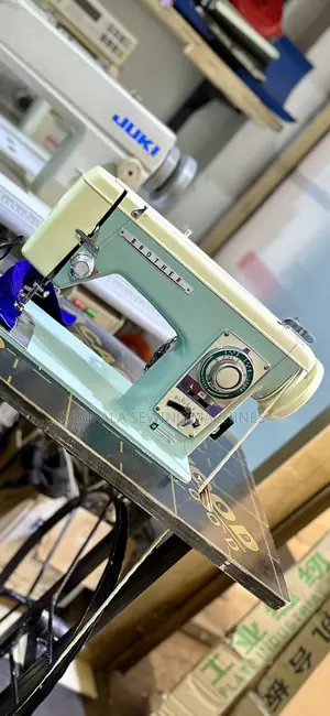 Brother Zigzag Sewing Machine Complete With Local Good Stand