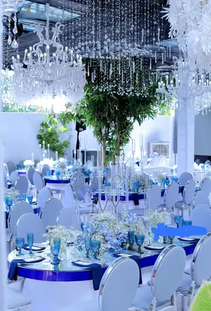 Introduction Decor