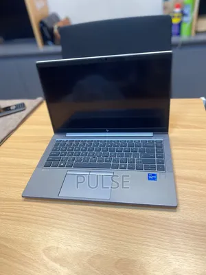 Laptop HP ZBook Firefly G8 16GB Intel Core i7 SSD 512GB