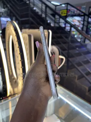 Apple iPhone 11 128 GB White