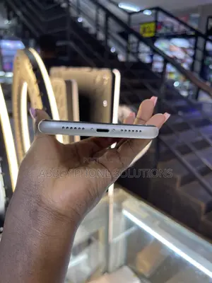 Apple iPhone 11 128 GB White