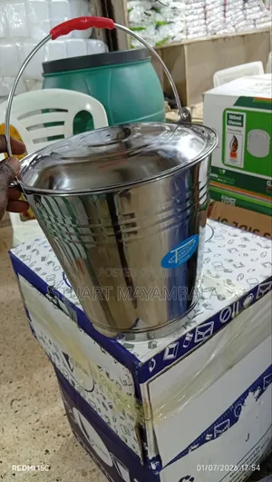 10 Liter Metallic Bucket