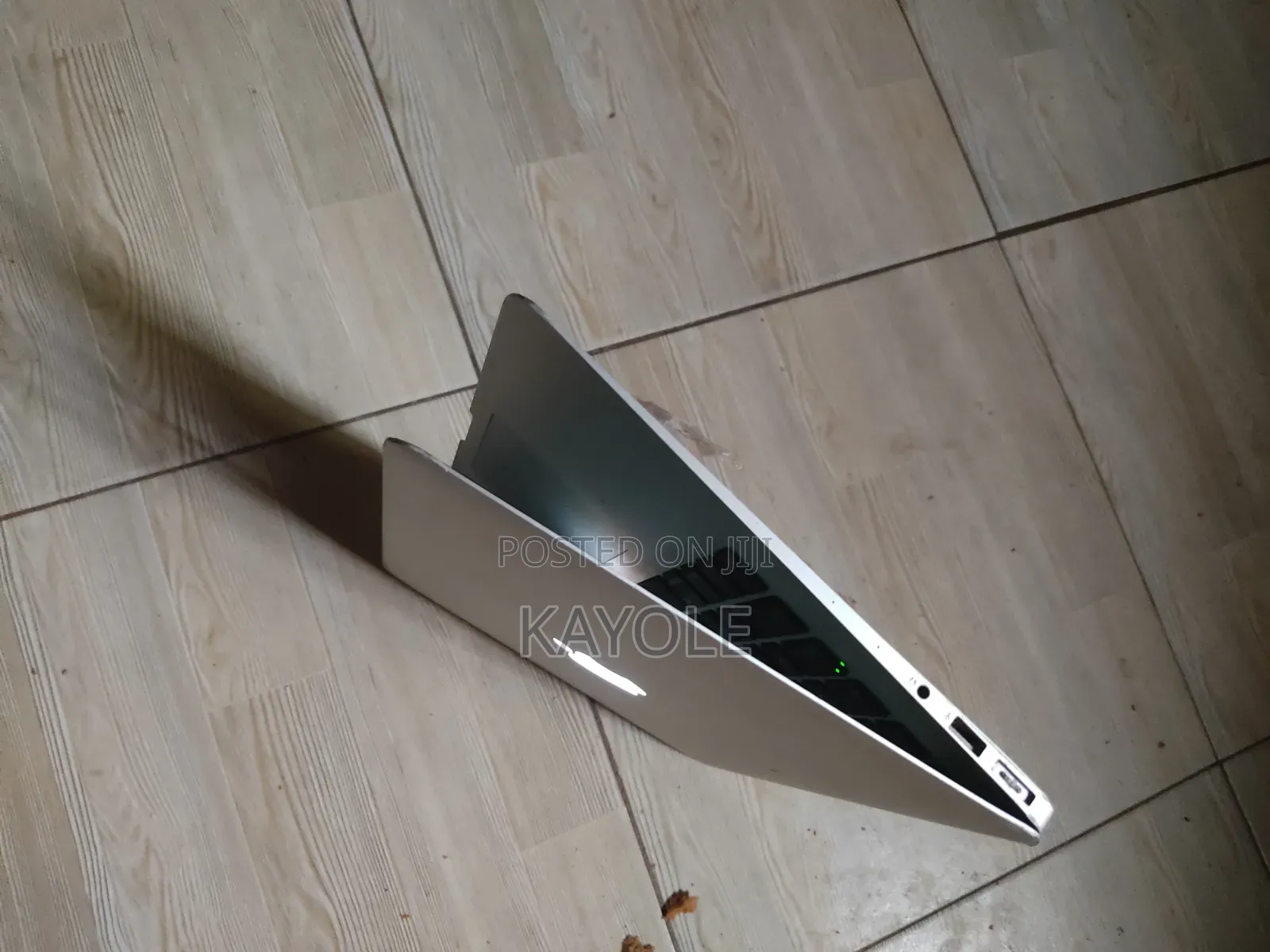 Laptop Apple MacBook 2017 8GB Intel Core i7 HDD 256GB