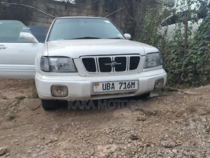 Subaru Forester 2002 White