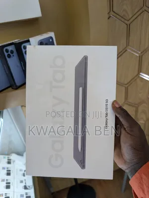 New Samsung Galaxy Tab S10 FE 8 GB Black