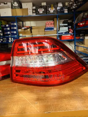 Ml W166 Mercedes Benz Taillight