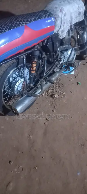 Bajaj Boxer 100 2010 Red