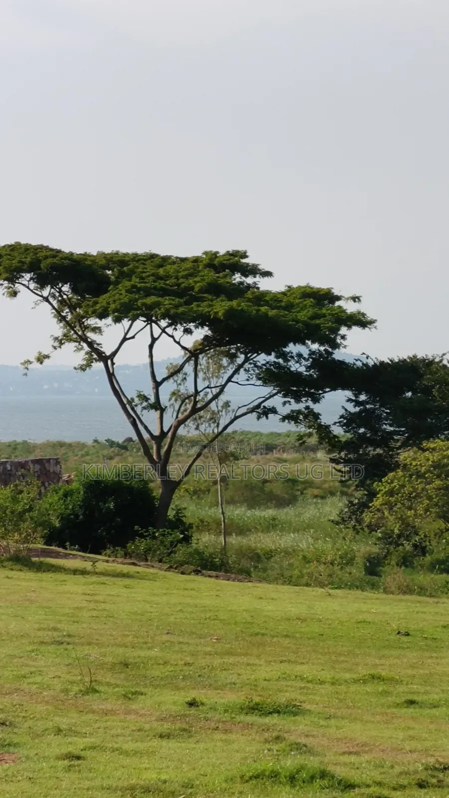 Entebbe Road – Bwerenga 1⁄4 Acre (Lake View) for Sale
