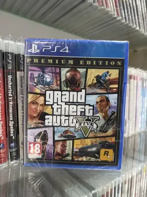 Gta 5 Game Cd for Ps4 Help Franklin Steal Cars and Outrun Cops.