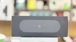 Beats Pill X Kim Kardashian