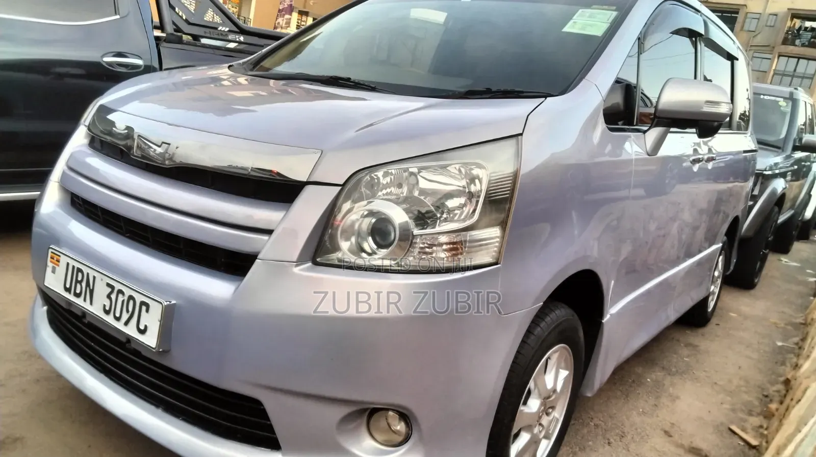 Toyota Noah 2009 Blue