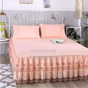 Classy Bed Liners With 2 Pillow Cases