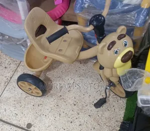 Toddler Tricycle,A Prominent Beige Bear-shaped Front Handlebar Design.