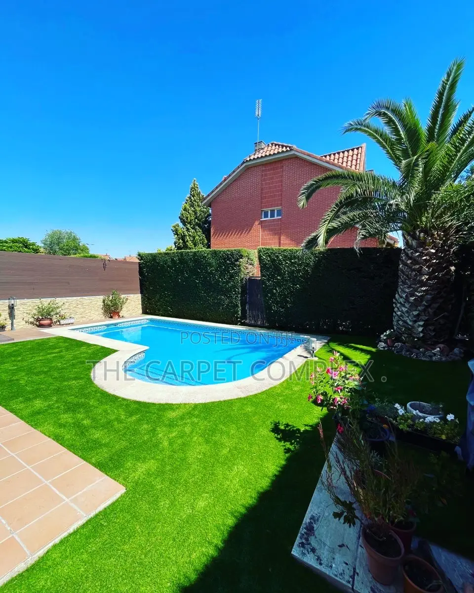 Grass Pool Courts Carpets Squaremeter
