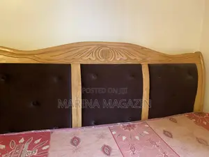 6x6 Storage Bed With Matress