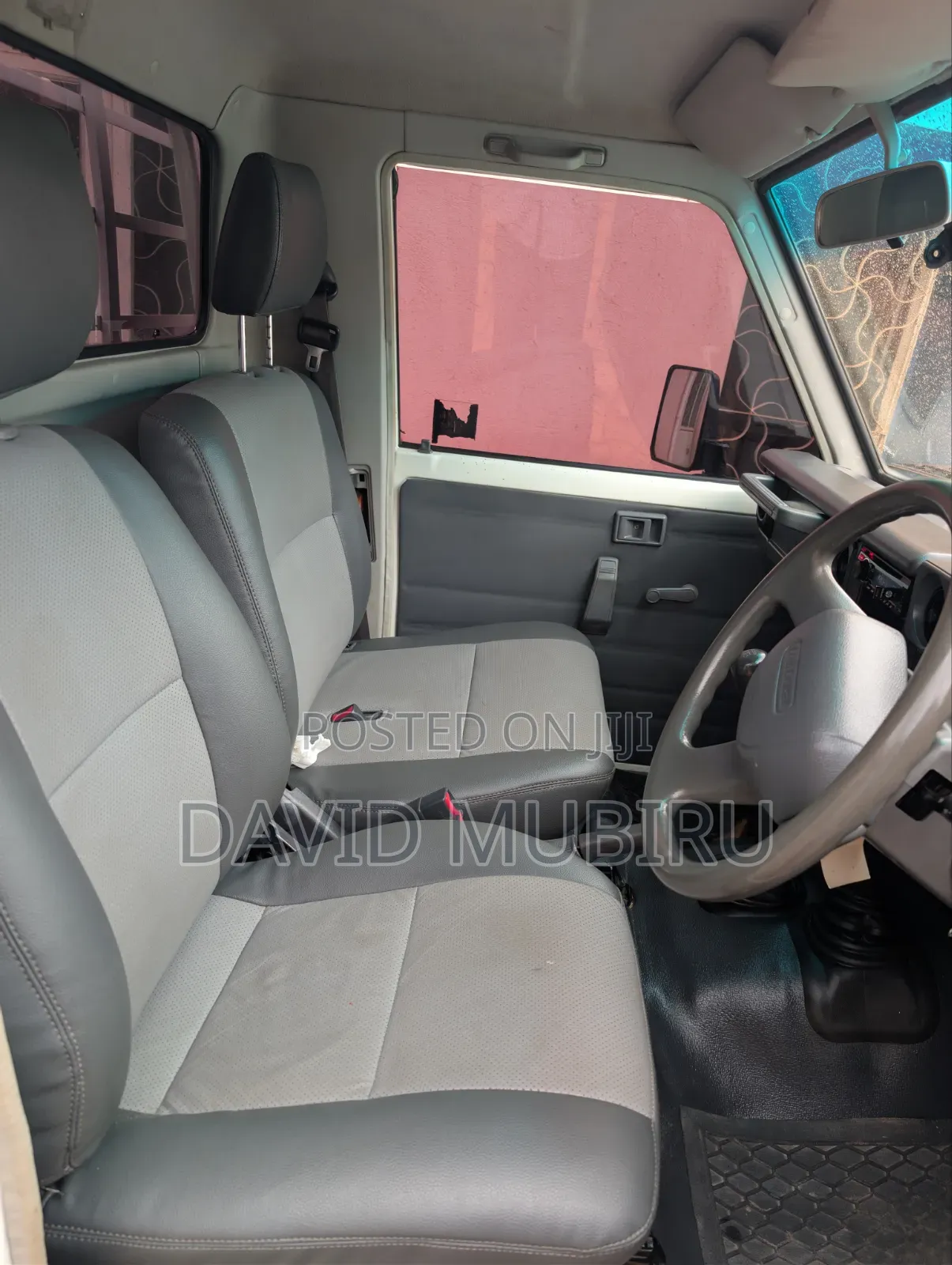 Toyota Land Cruiser 2012 White