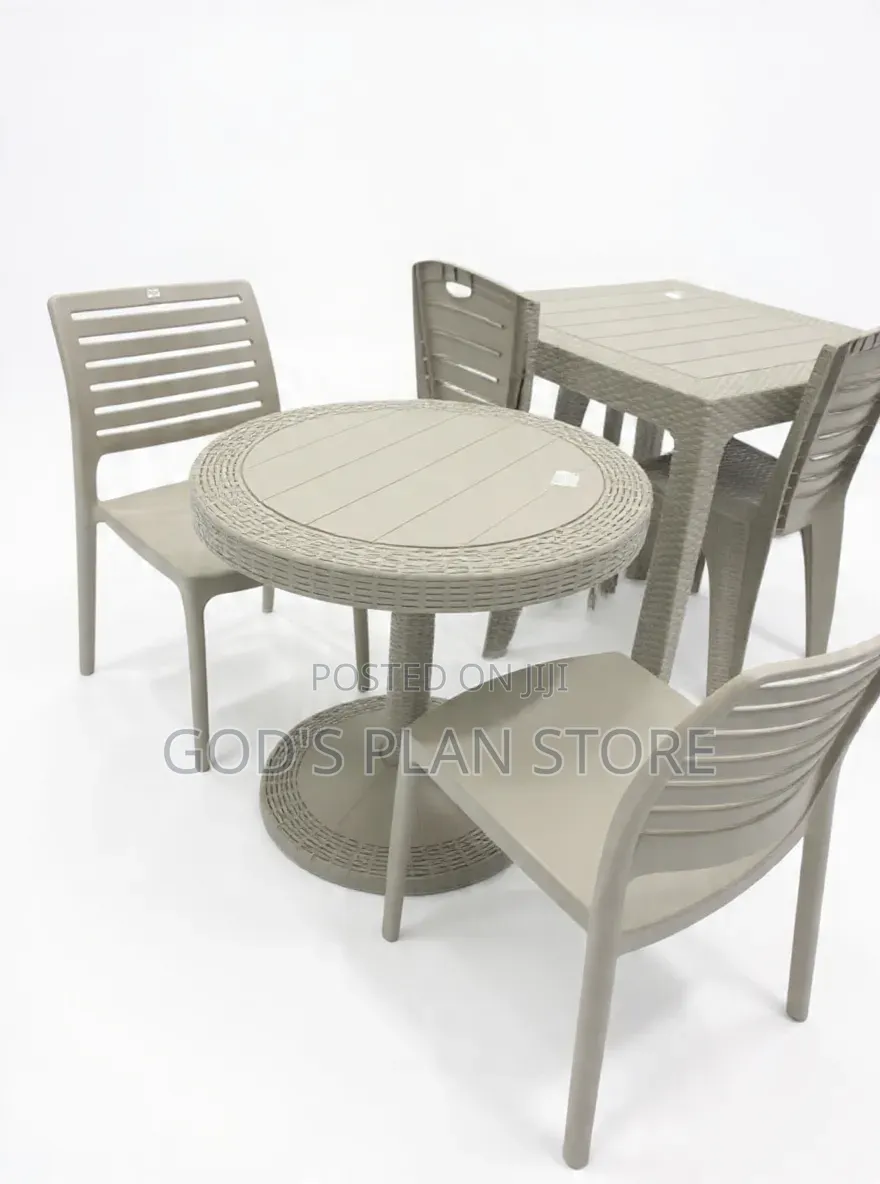 Hotels Dining Table and Chairs Set(Graywish)