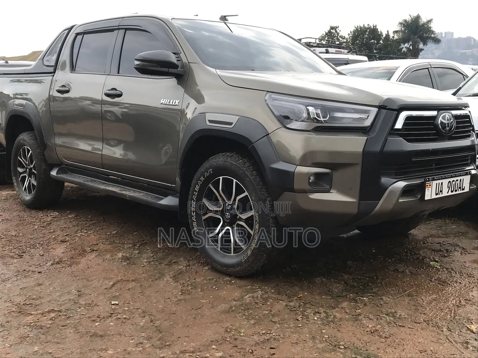 Toyota Hilux 2017 Green