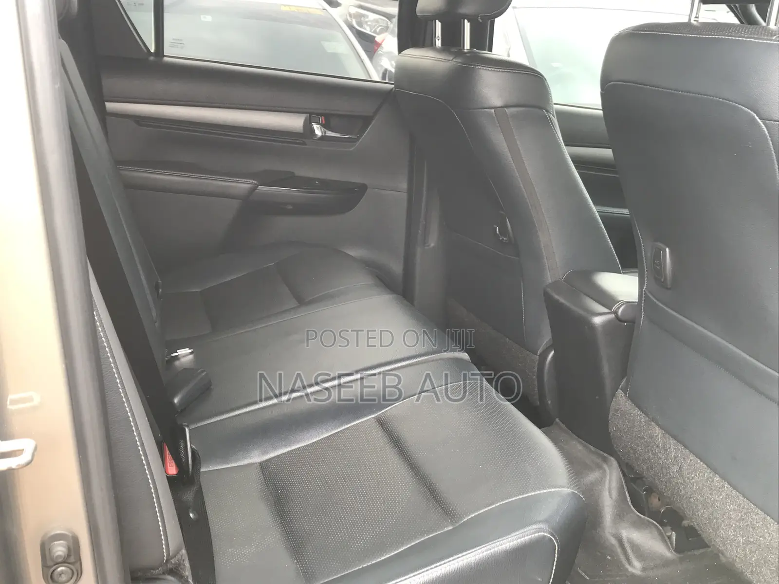 Toyota Hilux 2017 Green