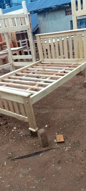 4x Spindle Bed