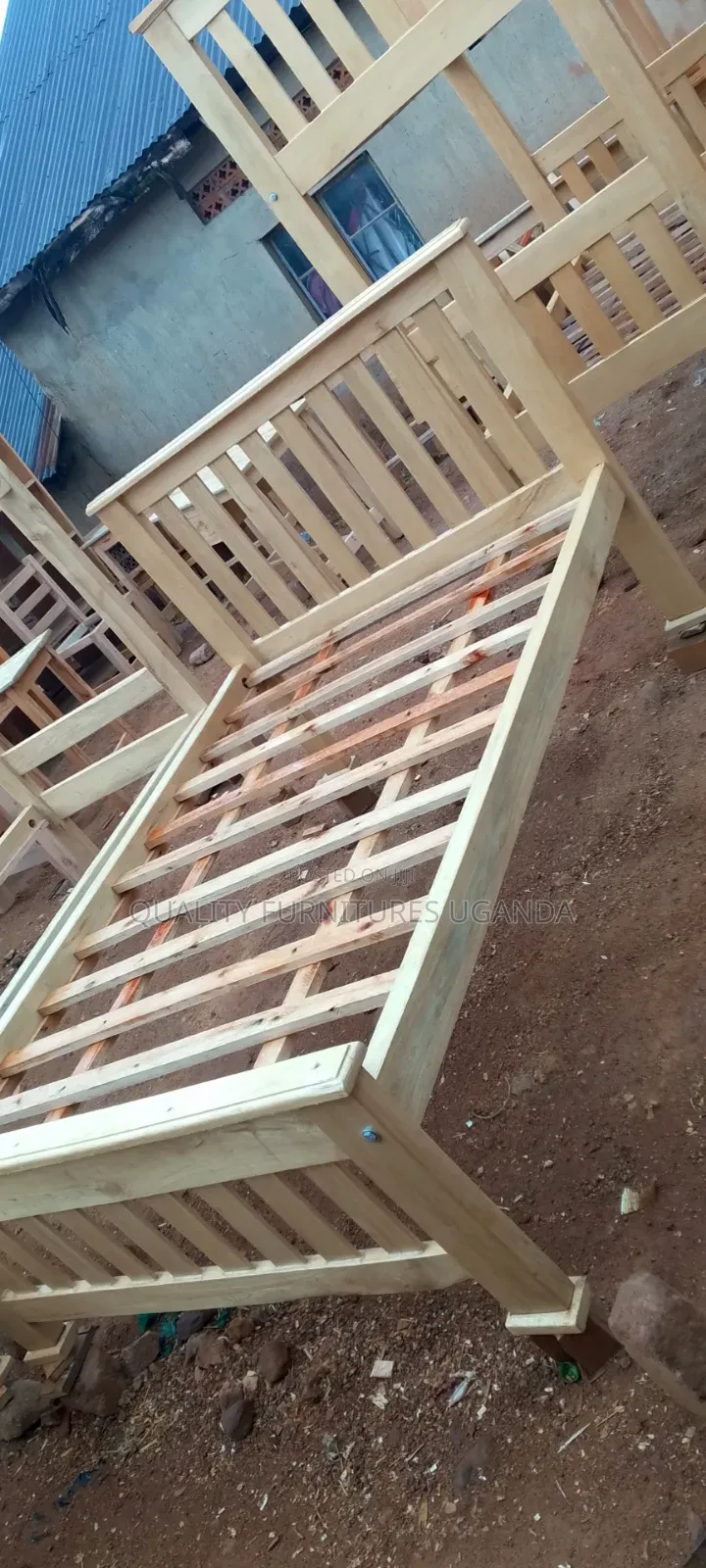 4x Spindle Bed