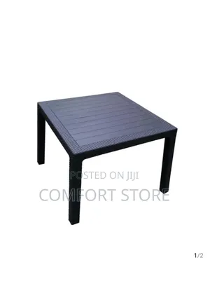 Black Dinning Table for Restaurant Bar Hotel and Home