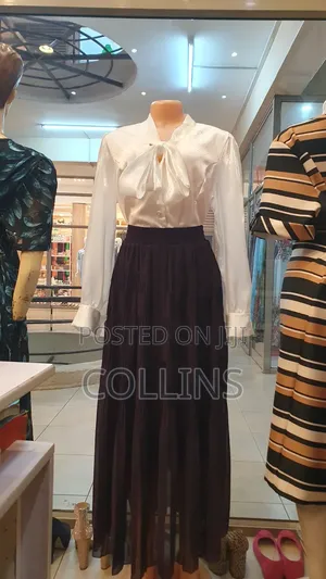 Complete Ladies Outfit,Blouse and Skirt