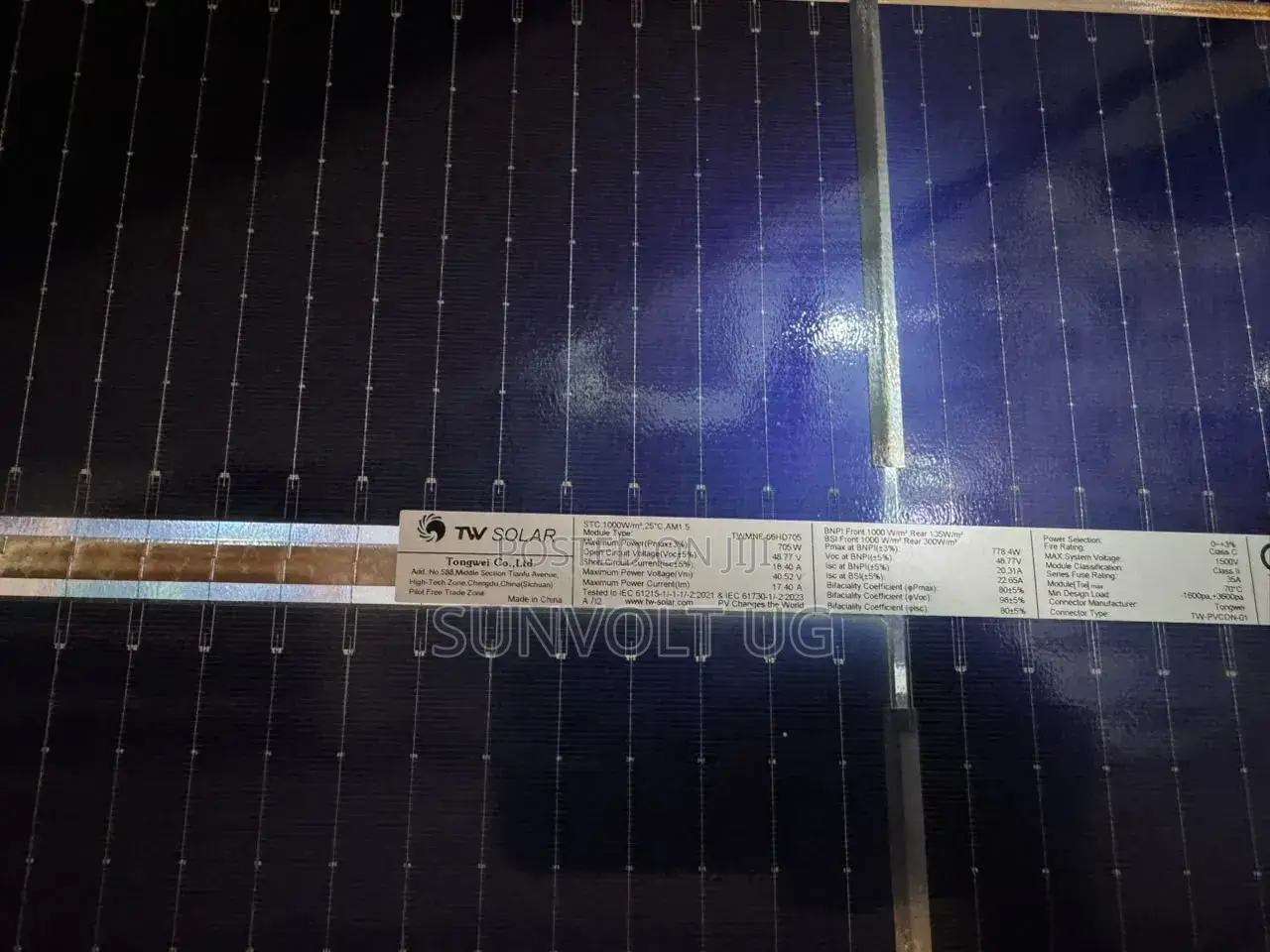705w Solar Panel