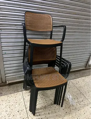 Acrylic Plastic Dinning Chair for Restaurant Bar and Hotel Home