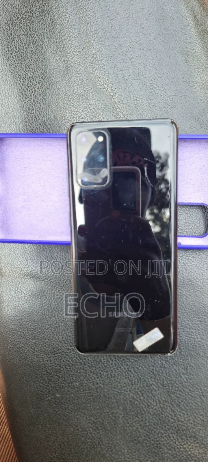 Samsung Galaxy S20 128 GB Black