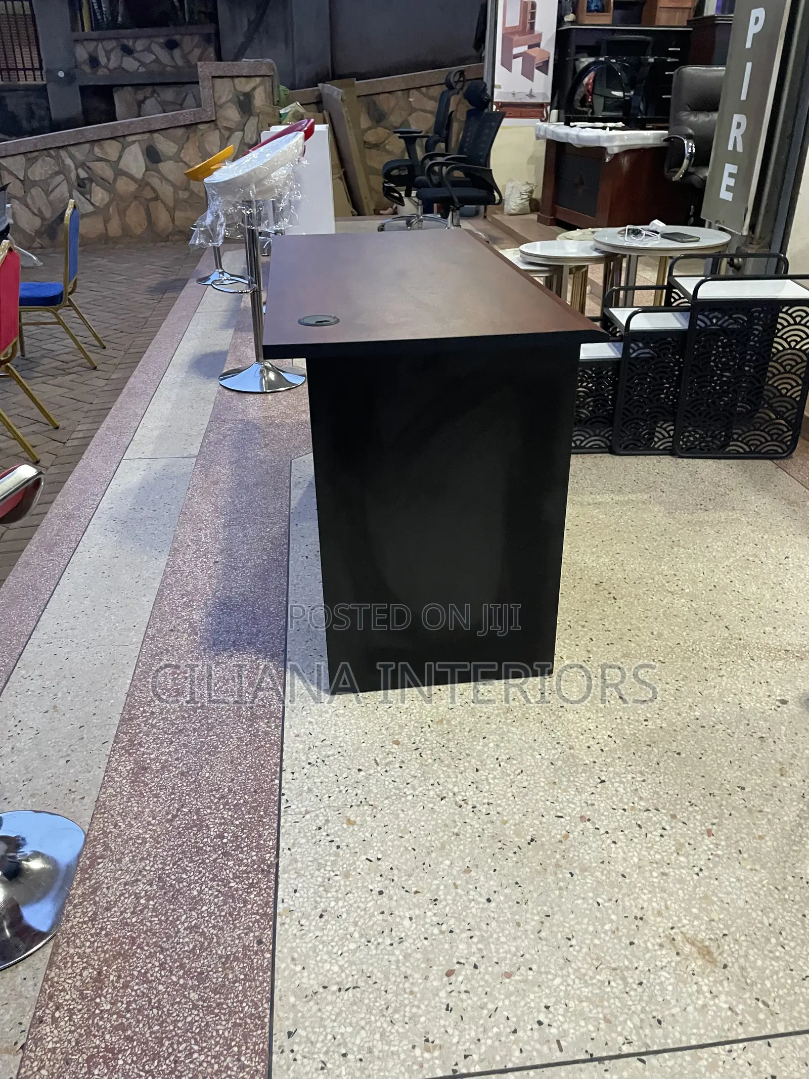 Red Wine Office Table