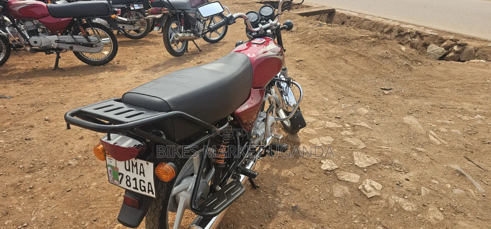 Bajaj Boxer 2026 Red