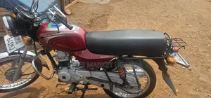 Bajaj Boxer 2026 Red