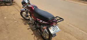 Bajaj CT 125X 2023 Red