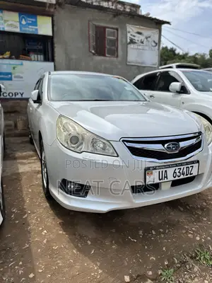 Subaru Legacy 2012 White