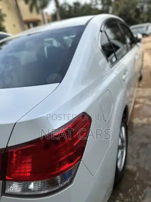 Subaru Legacy 2012 White