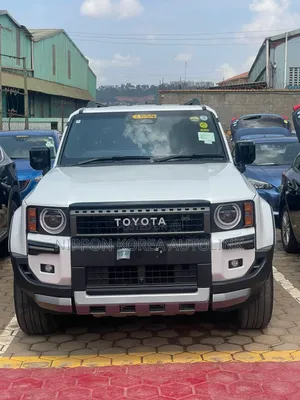 Toyota Land Cruiser Prado 2024 White
