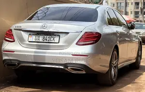Mercedes-Benz E200 2016 Silver
