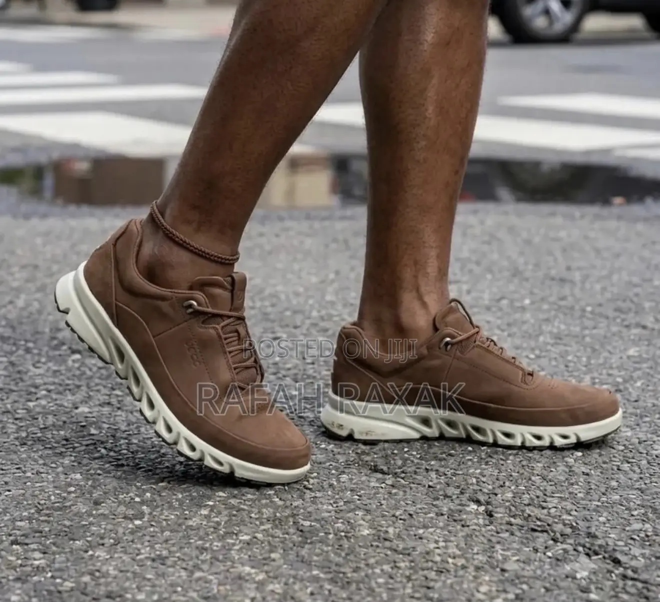 Original Brown Ecco Multi-Vent Leather Sneakers