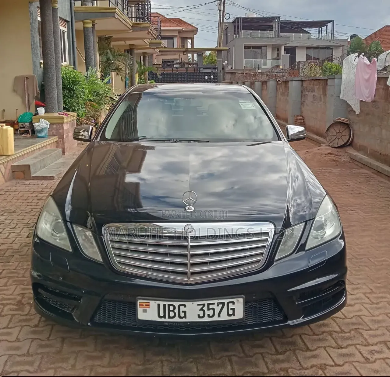 Mercedes-Benz 200E 2010 Black